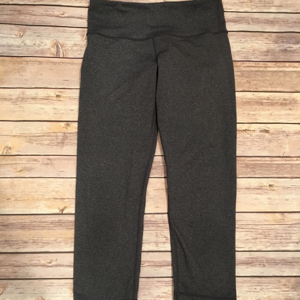 Lululemon Gray Capri Pants